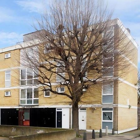 Entire 3 Bedroom Luxury Apartment In London With Private Balcony 외부 사진